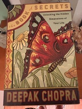 2/7.00 Book: The Book of Secrets. Unlocking the Hidden Dimensions in Your Life